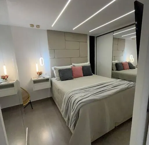 Flat Luxo Em Manaira